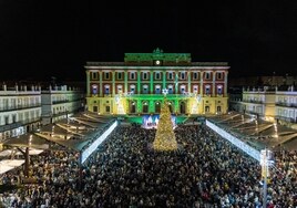 La Plaza del Rey cumple un año de eventos tras unas navidades multitudinarias