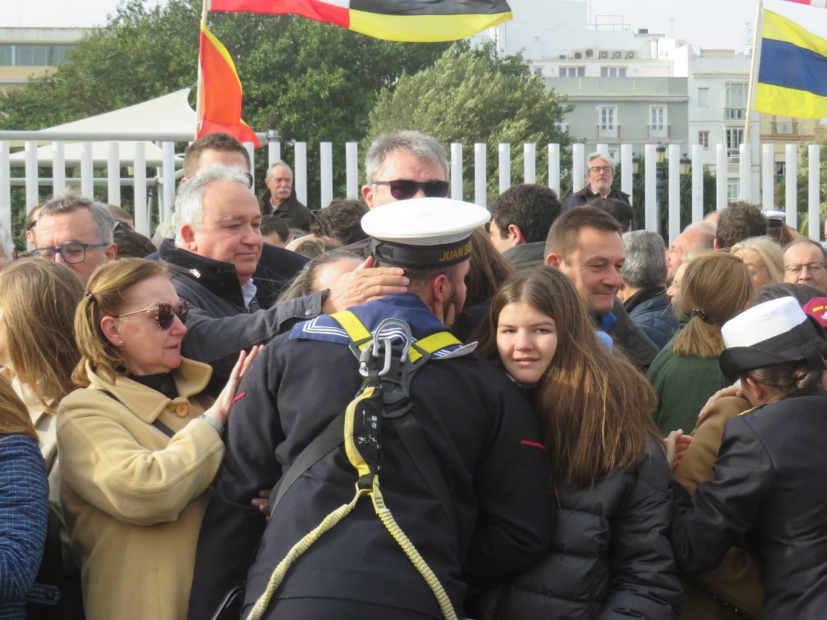 Fotos: Salida del buque Juan Sebastián de Elcano en su 96 crucero de instrucción