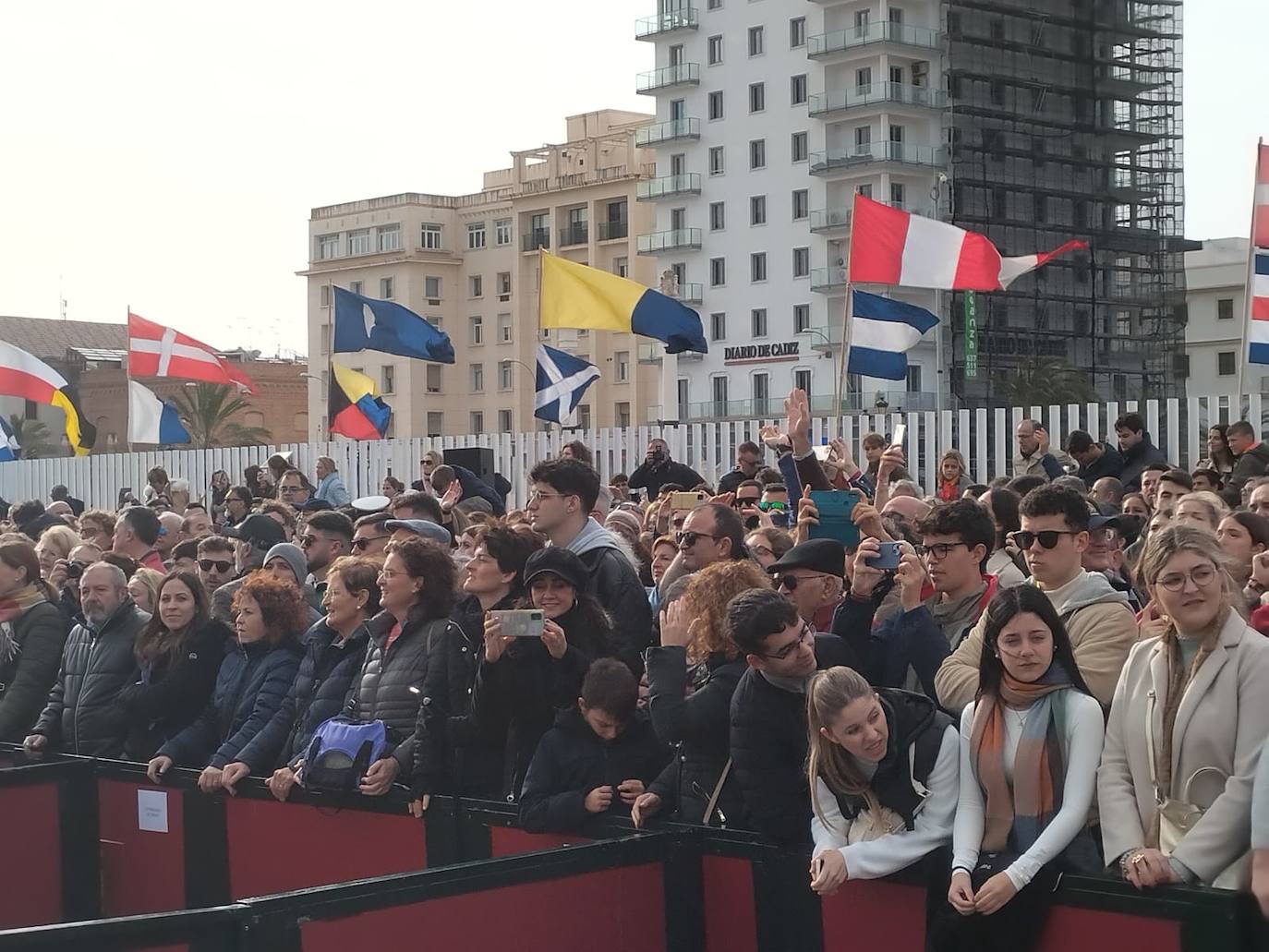 Fotos: Salida del buque Juan Sebastián de Elcano en su 96 crucero de instrucción