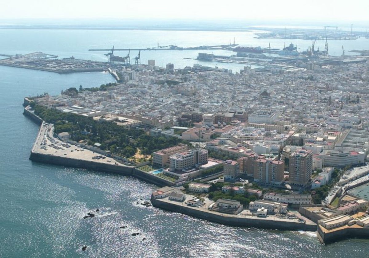 El Plan de Rehabilitación Interior de Viviendas del Parque Municipal del PP en Cádiz recibe 231 solicitudes