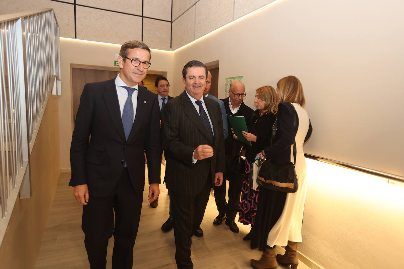 Así ha sido la entrega del premio Gaditano de Adopción a Borja Prado Eulate en Cádiz