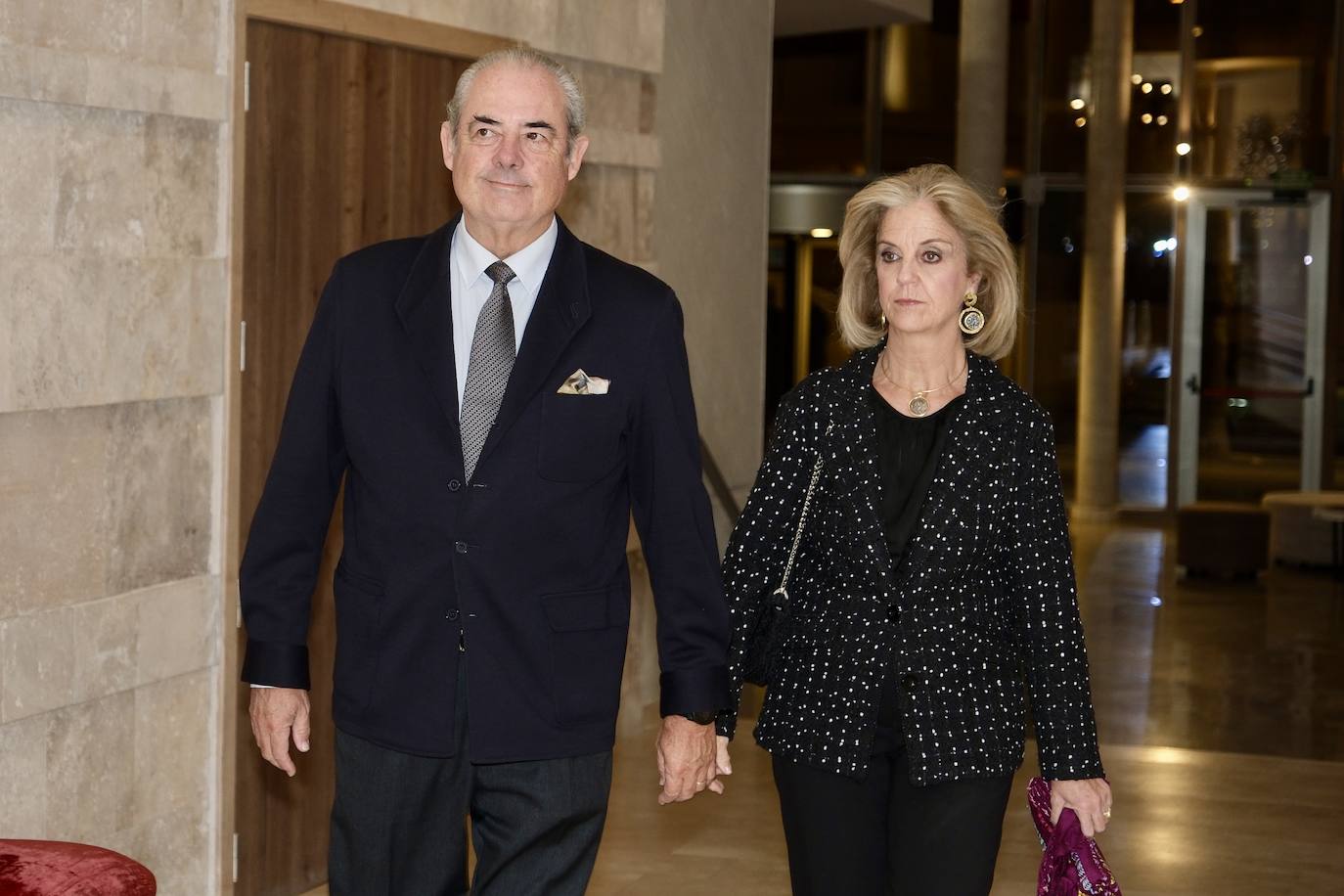 Así ha sido la entrega del premio Gaditano de Adopción a Borja Prado Eulate en Cádiz