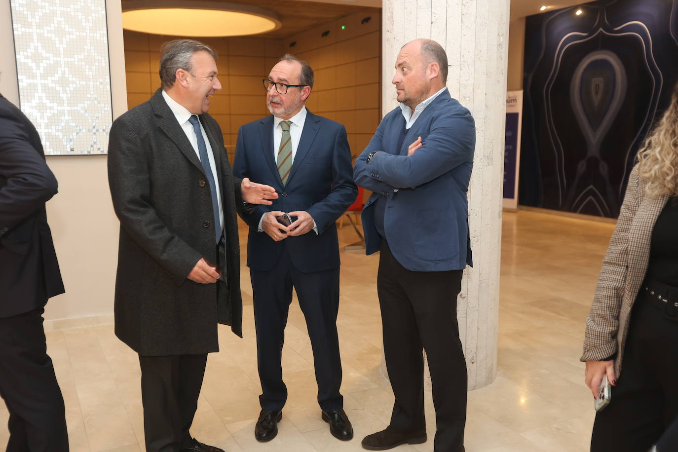 Así ha sido la entrega del premio Gaditano de Adopción a Borja Prado Eulate en Cádiz