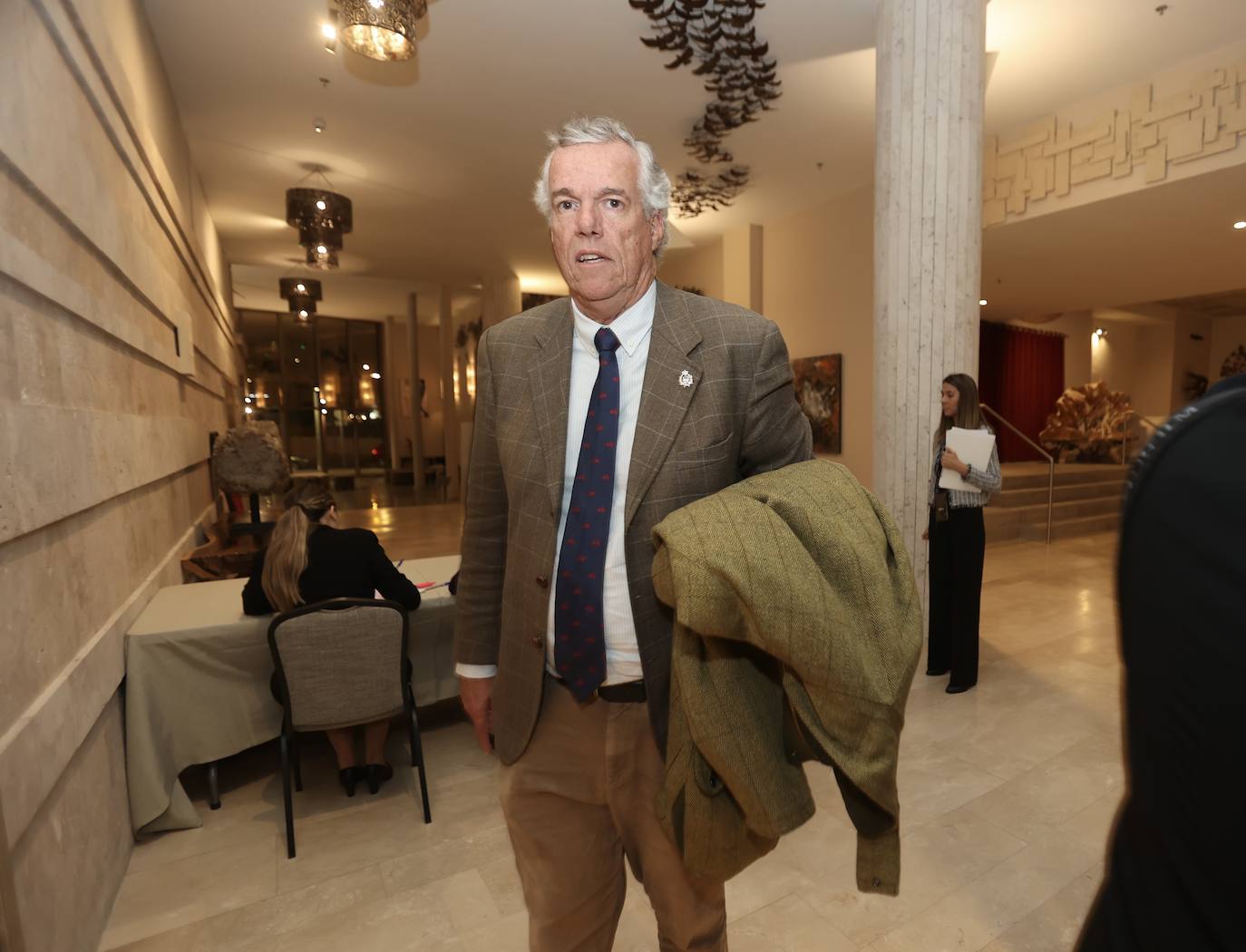 Así ha sido la entrega del premio Gaditano de Adopción a Borja Prado Eulate en Cádiz