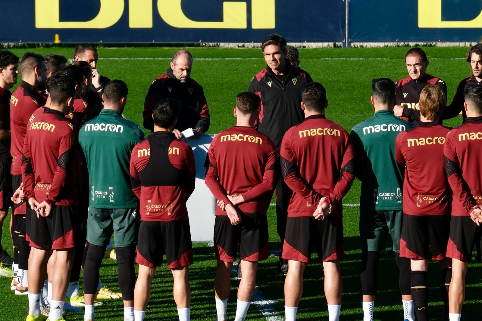 Fotos: Primer entrenamiento de Pellegrino en El Rosal