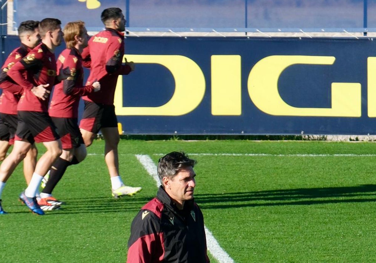 Fotos: Primer entrenamiento de Pellegrino en El Rosal