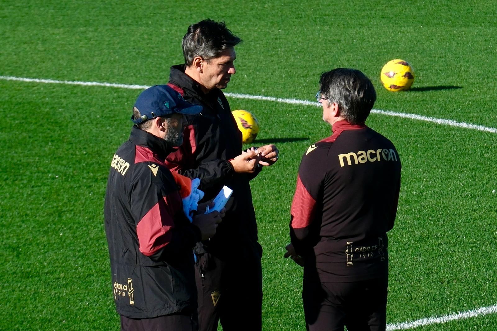 Fotos: Primer entrenamiento de Pellegrino en El Rosal