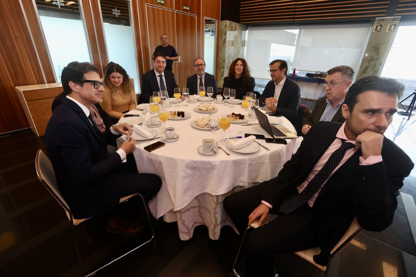 Fotos: Así ha sido el debate sobre actualidad y periodismo en La Mirada Económica con Julián Quirós, Alberto García Reyes e Ignacio Moreno