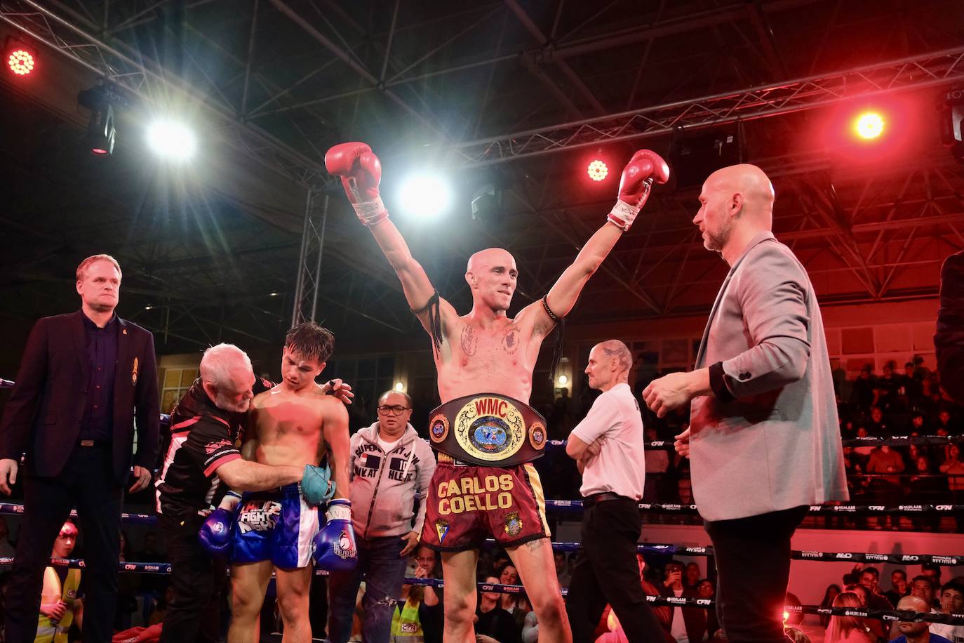 Fotos: Carlos Coello se convierte en tetracampeón mundial al vencer al tailandés Jatuphon Raksapa