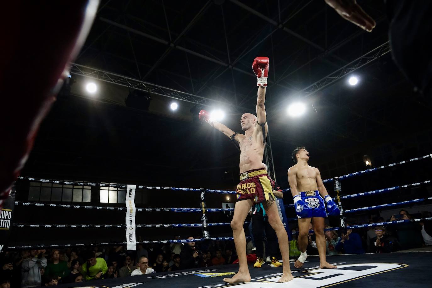 Fotos: Carlos Coello se convierte en tetracampeón mundial al vencer al tailandés Jatuphon Raksapa