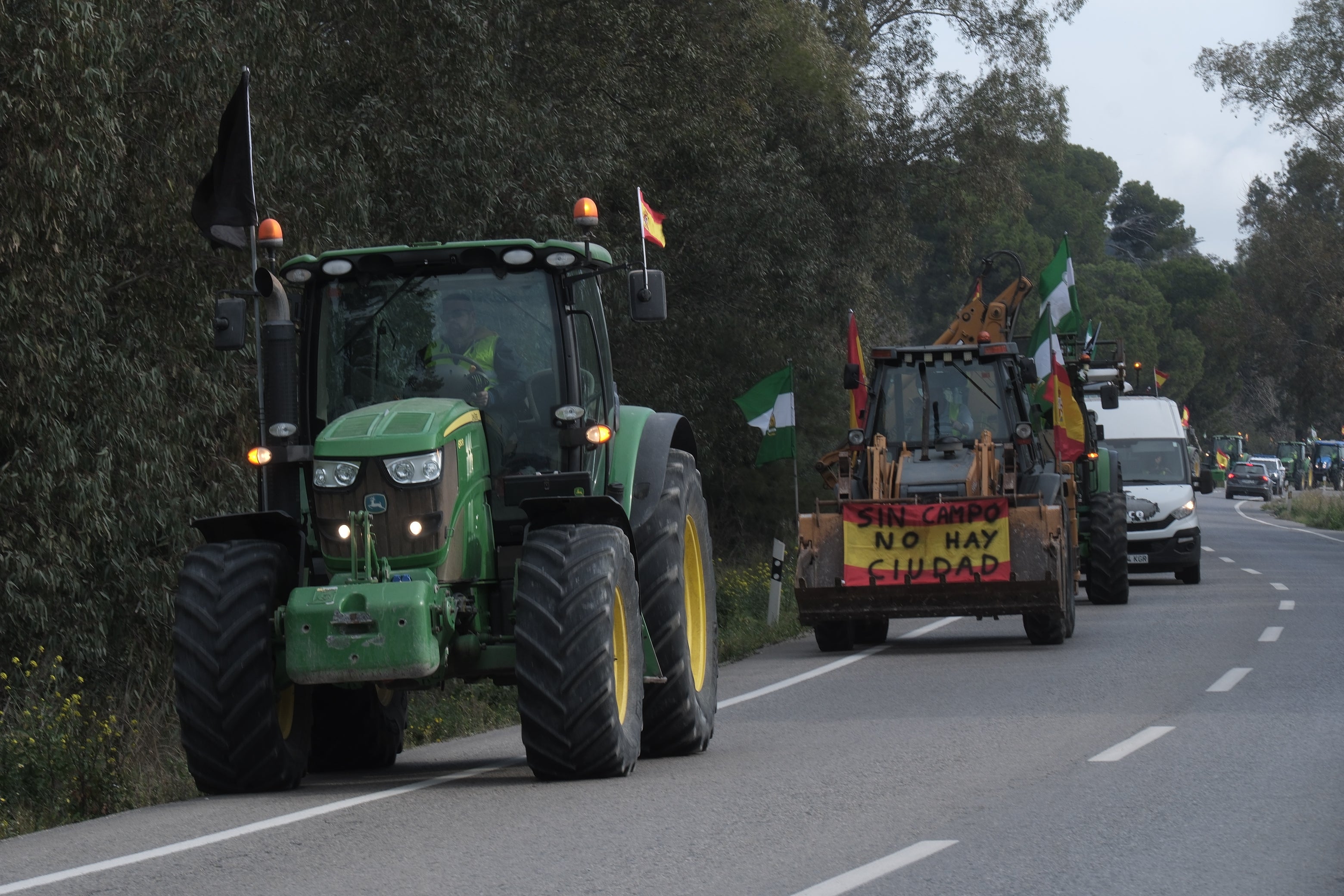 Fotos: Así ha sido la segunda jornada de movilizaciones de agricultores y ganaderos en Jerez