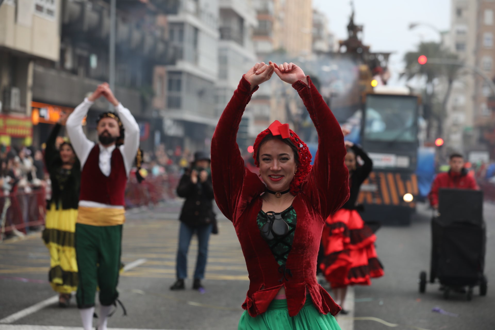 Fotos: Las mejores imágenes de la Cabalgata Magna del Carnaval de Cádiz