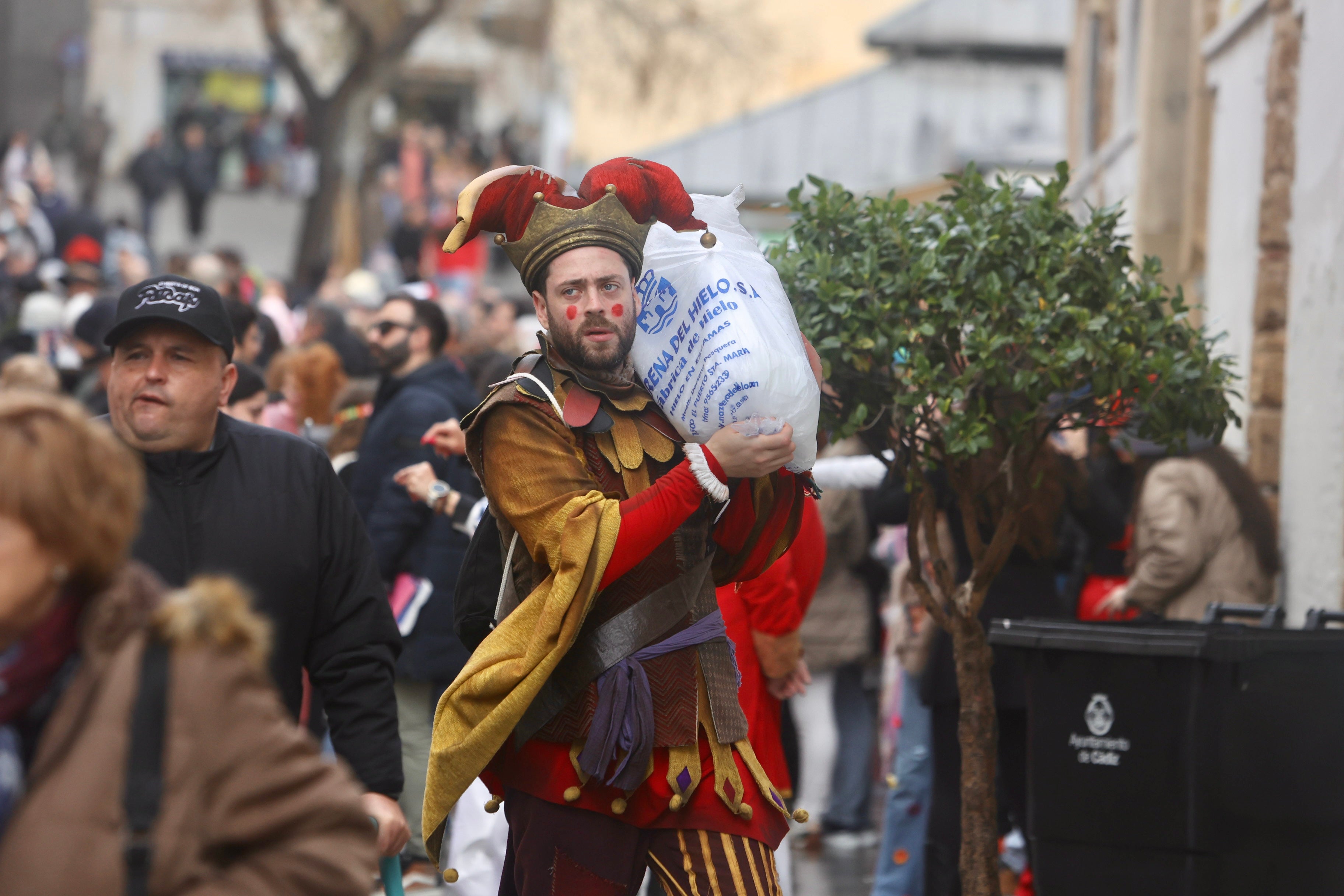 Fotos: Cádiz se hace tango un nuevo Domingo de Coros