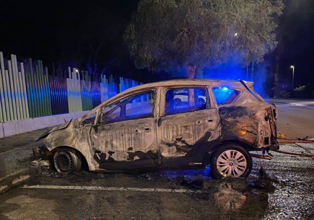 Ambos vehículos quedaron completamente calcinados