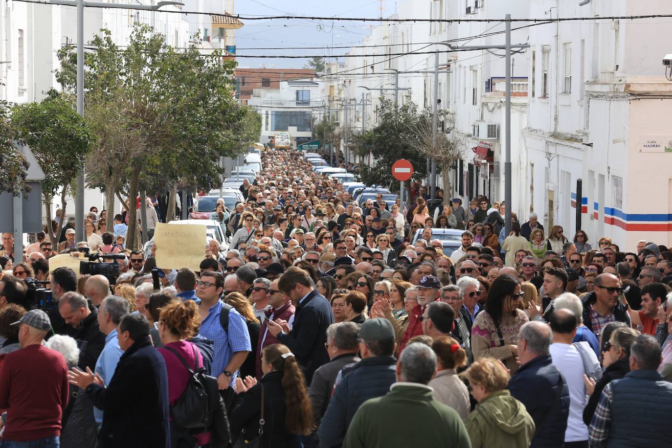 Fotos: Barbate se echa a la calle