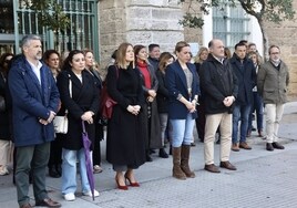 La Diputación de Cádiz se suma al recuerdo de las víctimas del incendio de Valencia con un minuto de silencio
