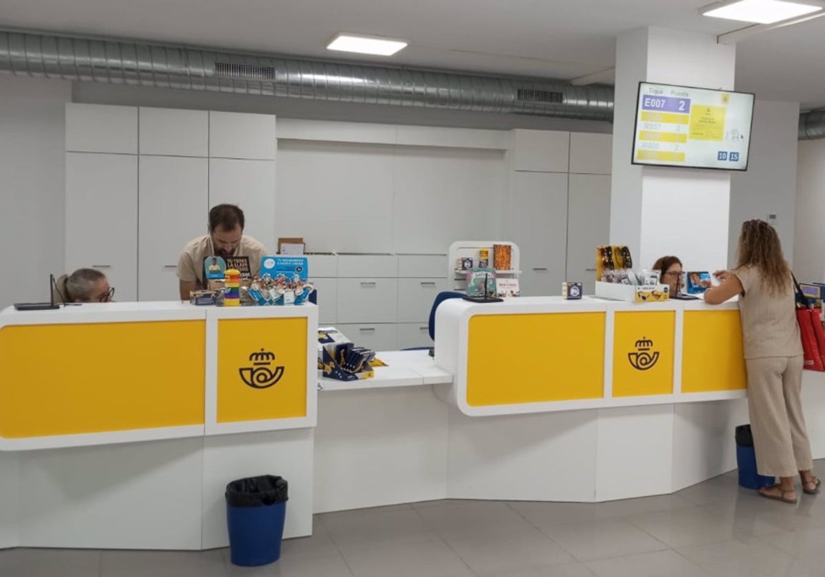 Crecen las visitas a las oficinas de Correos en Cádiz con cerca de 2,2 millones usuarios en 2023