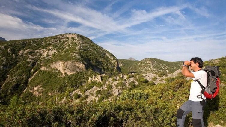 Senderismo en la Sierra de Cádiz: cinco rutas con paisajes increíbles para recibir la primavera