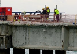 Primeros pasos de la obra del puente Carranza