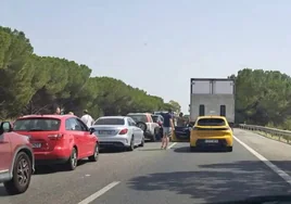 Fomento excluye a Cádiz de un tercer carril en la autopista con Sevilla