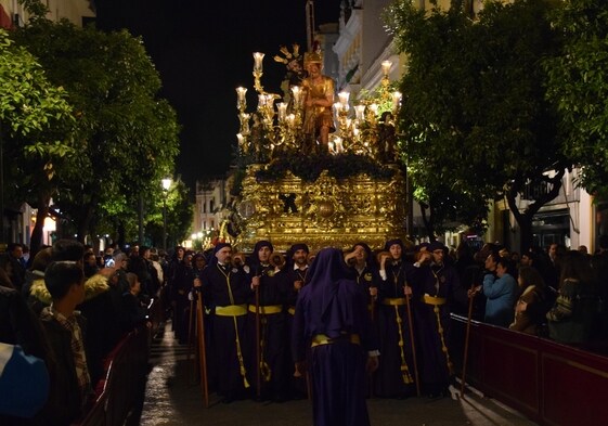 Previa de la Madrugá en Jerez: la Noche de Jesús y la mañana de la Esperanza, pendientes también de las lluvias