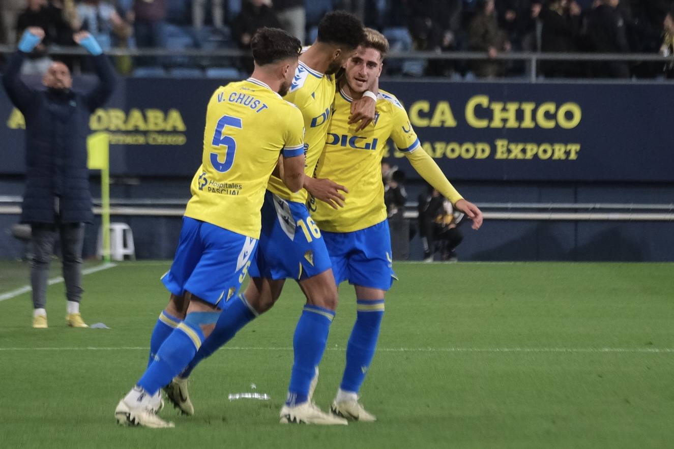 Fotos: El partido del Cádiz contra el Granada
