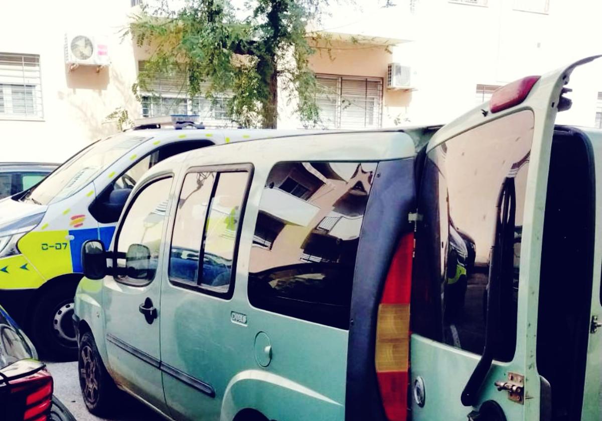 Intervienen medio centenar de camisetas falsificadas en el mercadillo de El Puerto