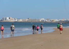 ¿Por qué el color de la arena es diferente en cada playa de Cádiz?