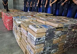 Más de mil kilos de cocaína escondida entre los plátanos son intervenidos en el puerto de Algeciras