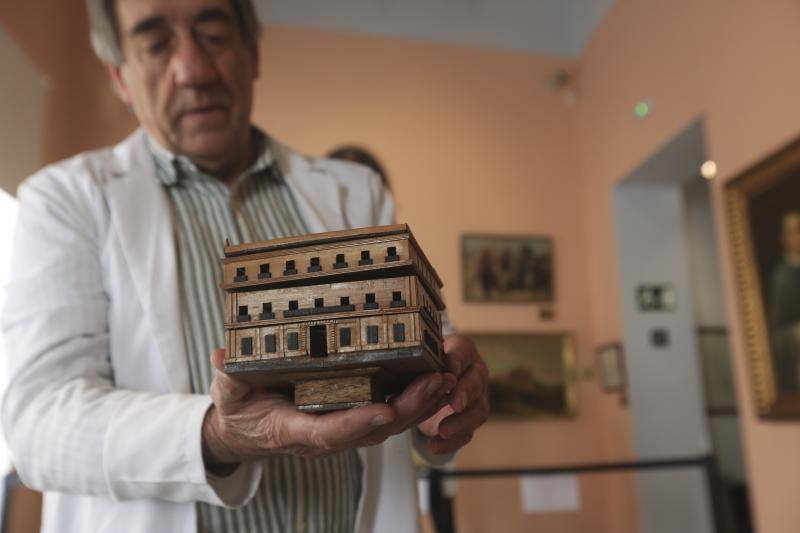 Fotos: Así está siendo la restauración de la Maqueta de Cádiz