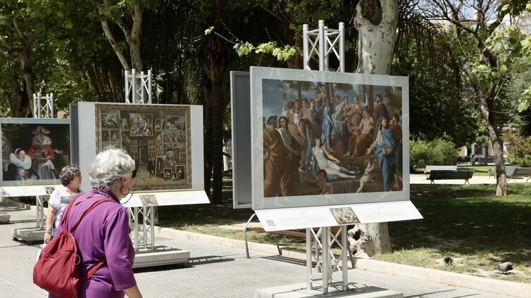 Fotos: Una nueva exposición en la plaza de España de Cádiz