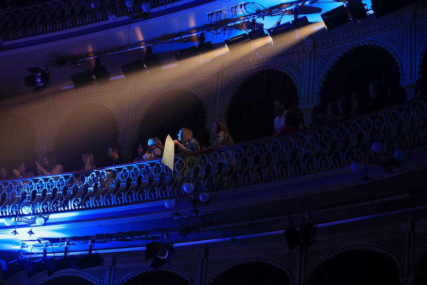 Fotos: Así han iniciado Andy &amp; Lucas su primer concierto en el Gran Teatro Falla