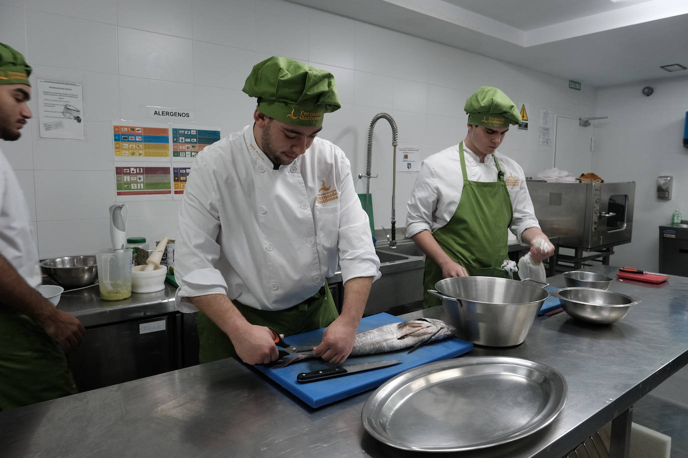 Fotos: La Escuela de Hostelería Fernando Quiñones celebra su 50 aniversario