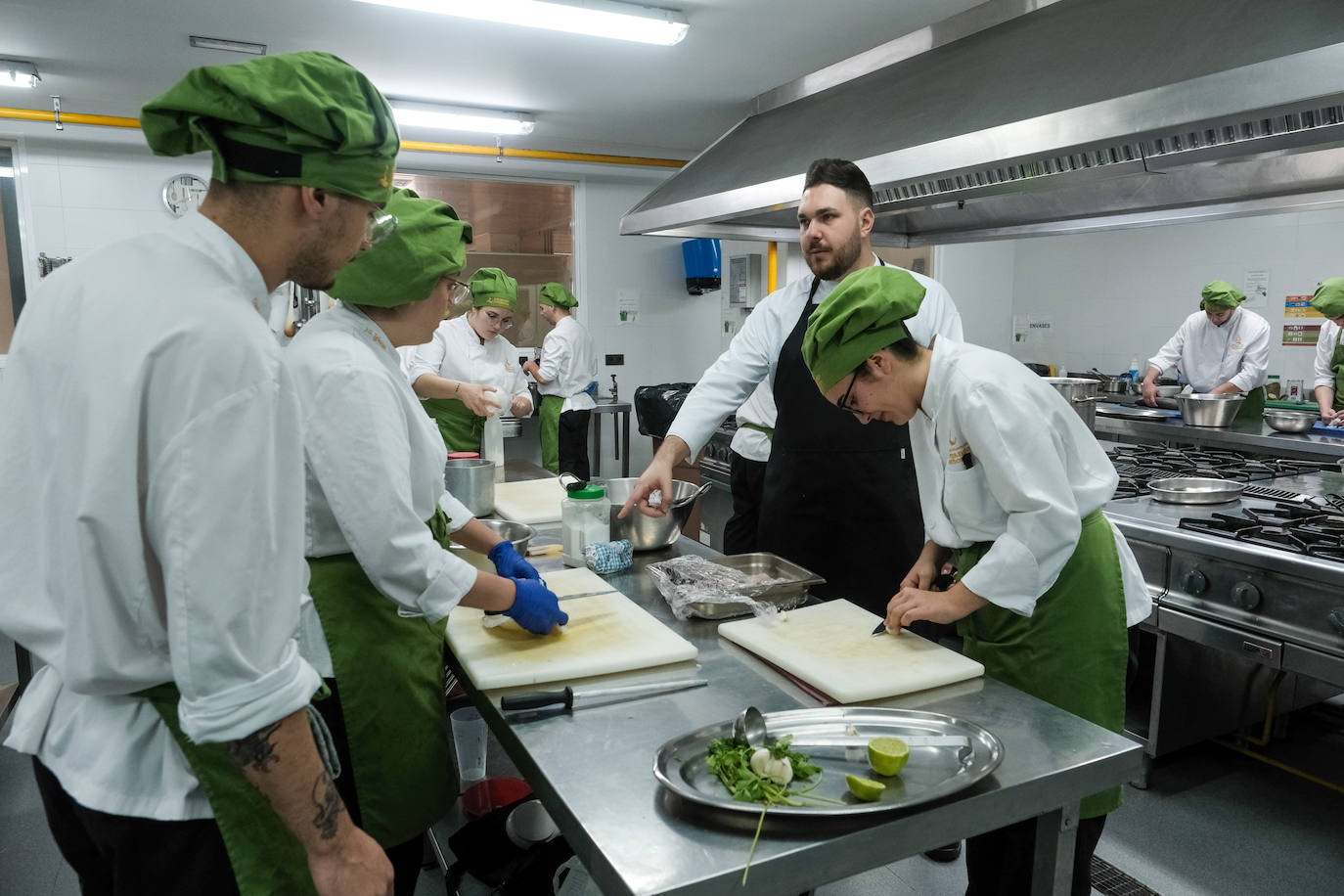 Fotos: La Escuela de Hostelería Fernando Quiñones celebra su 50 aniversario