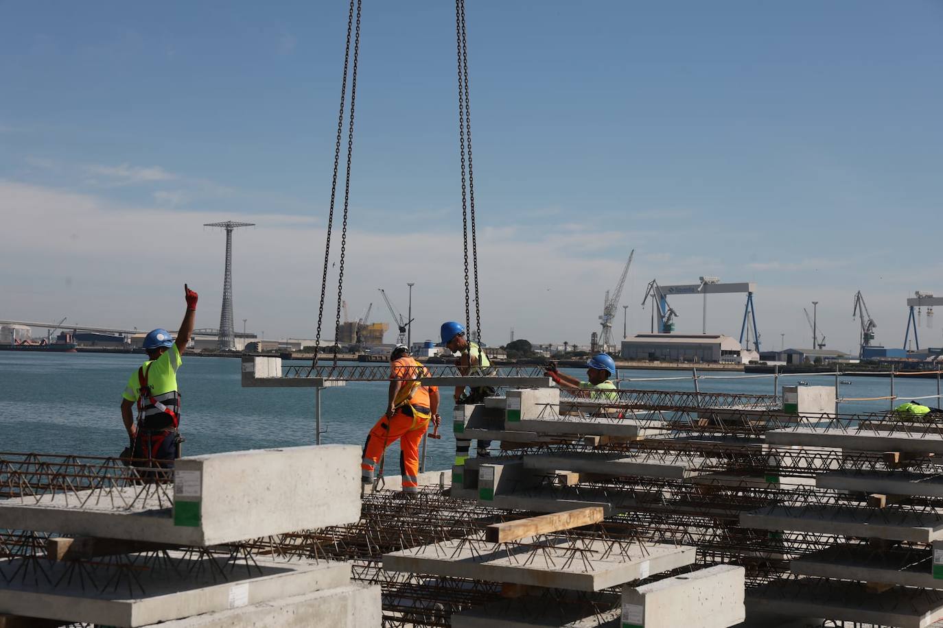 La evolución del Puente Carranza de Cádiz tras las obras, en fotos