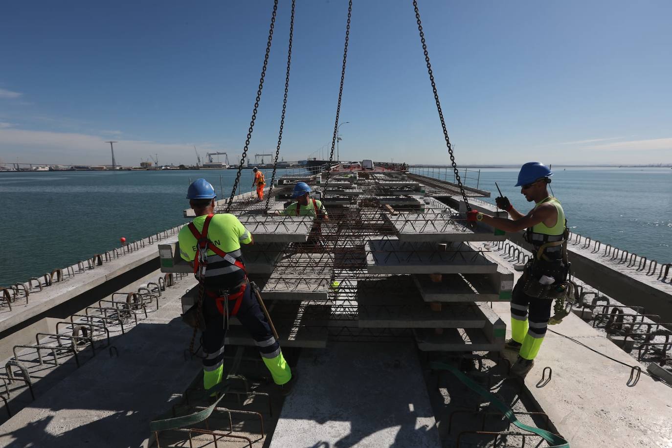 La evolución del Puente Carranza de Cádiz tras las obras, en fotos