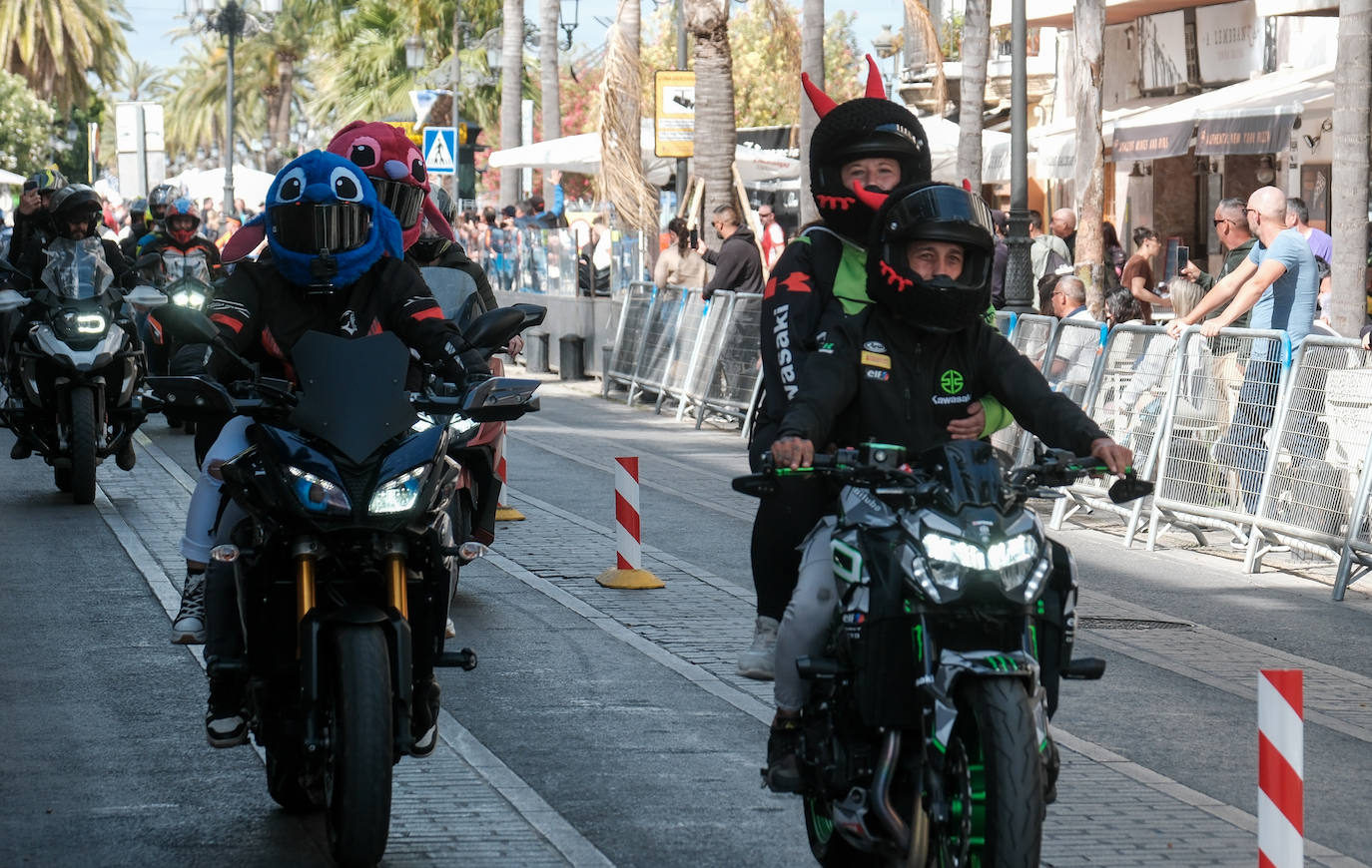 FOTOS: Regresa la fiebre motera a El Puerto