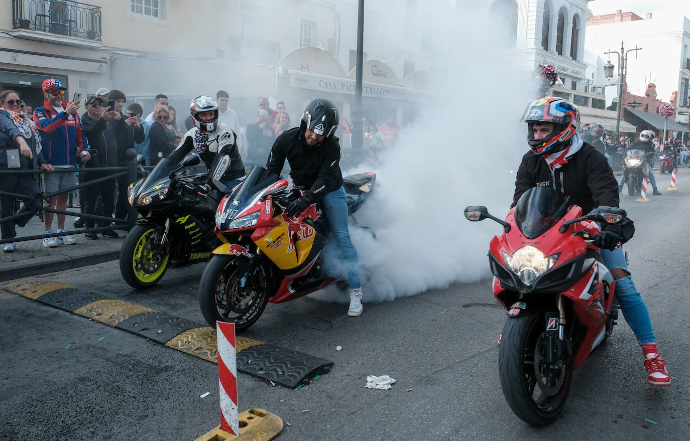 FOTOS: Regresa la fiebre motera a El Puerto