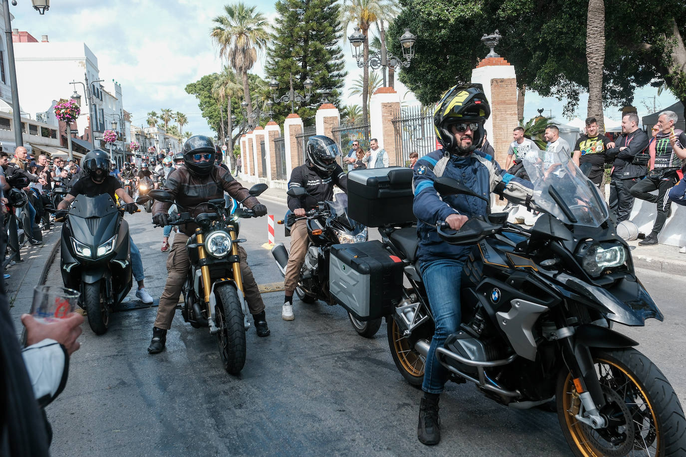 FOTOS: Regresa la fiebre motera a El Puerto