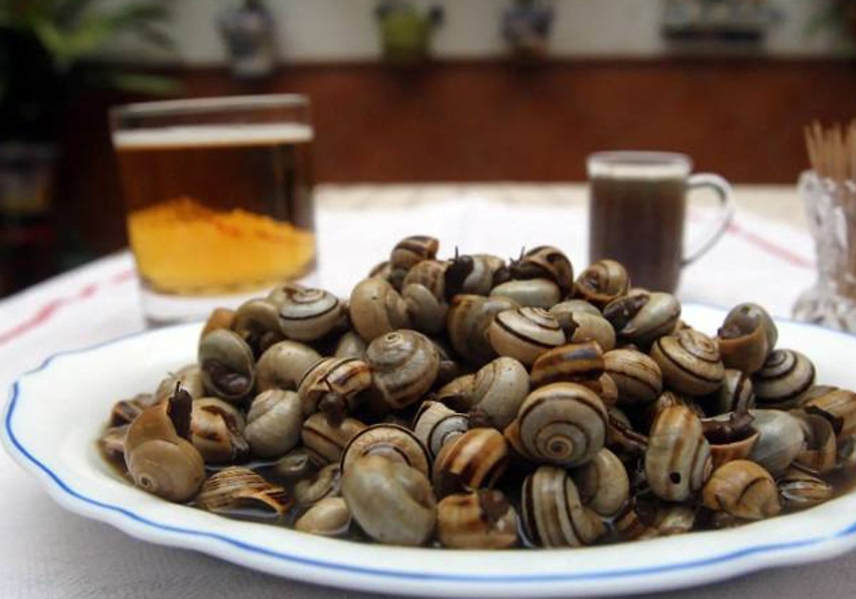 Caracoles y cabrillas, cocinadas de mil formas diferentes, este fin de semana en Bornos