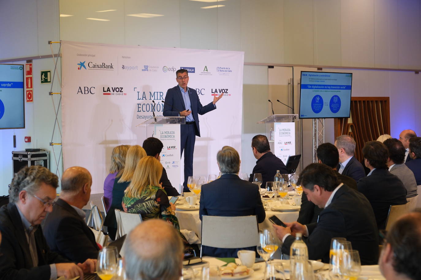 Fotos: La Mirada Económica con Joaquín Segovia, director territorial Sur de Telefónica