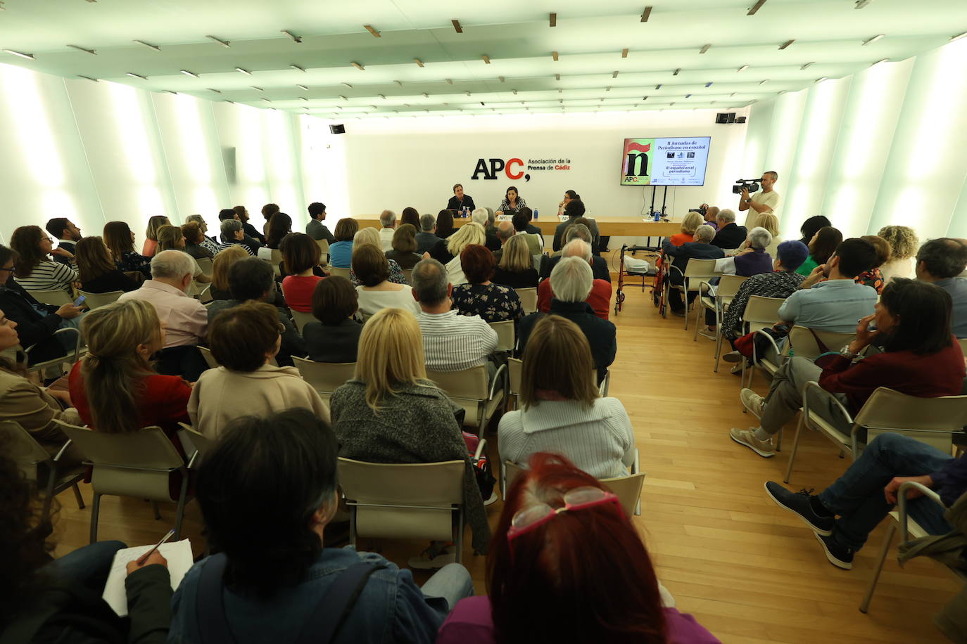 Luis García Montero, Isabel Morillo y Paloma Jara inauguran las Jornadas ‘Periodismo con Ñ’