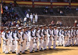 Fotos: Jura de bandera civil en la Plaza de Toros de El Puerto