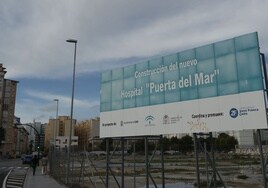 Bruno García defiende el «compromiso absoluto de la Junta» con el nuevo hospital de Cádiz y elude pronunciarse sobre el Plan Funcional