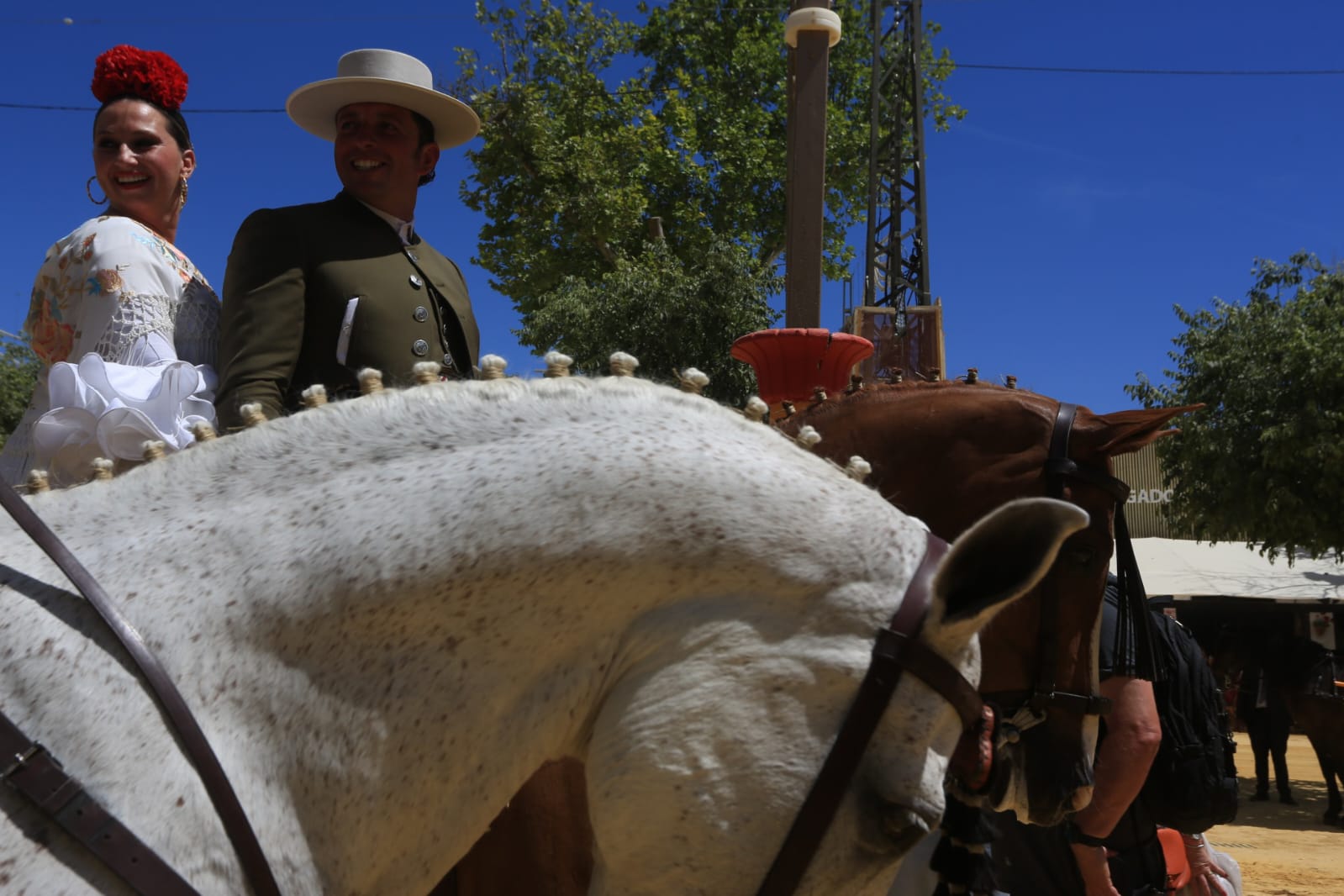 Fotos: Ambiente del jueves de Feria en Jerez