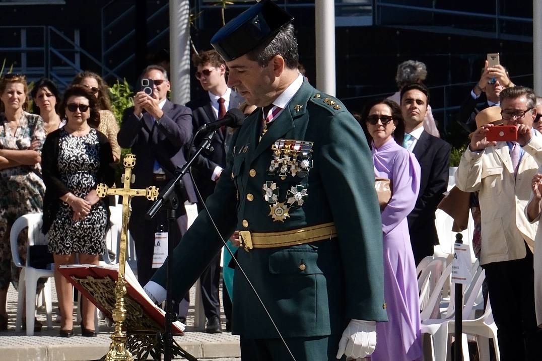 Fotos: Así ha sido la toma de posesión del nuevo jefe de la Comandancia, el coronel Luis Martín Velasco