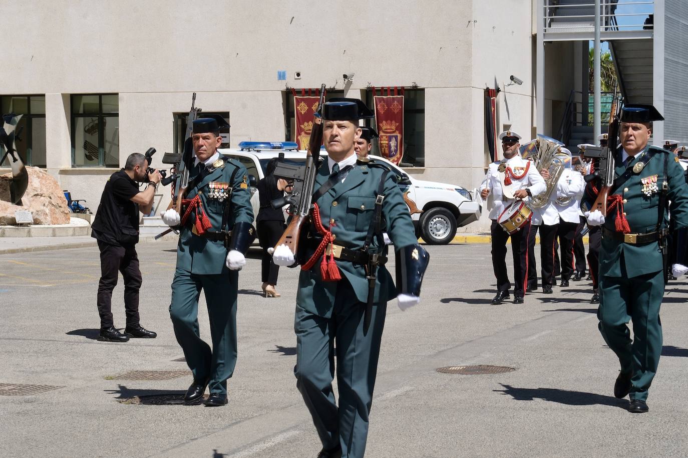 Fotos: Así ha sido la toma de posesión del nuevo jefe de la Comandancia, el coronel Luis Martín Velasco