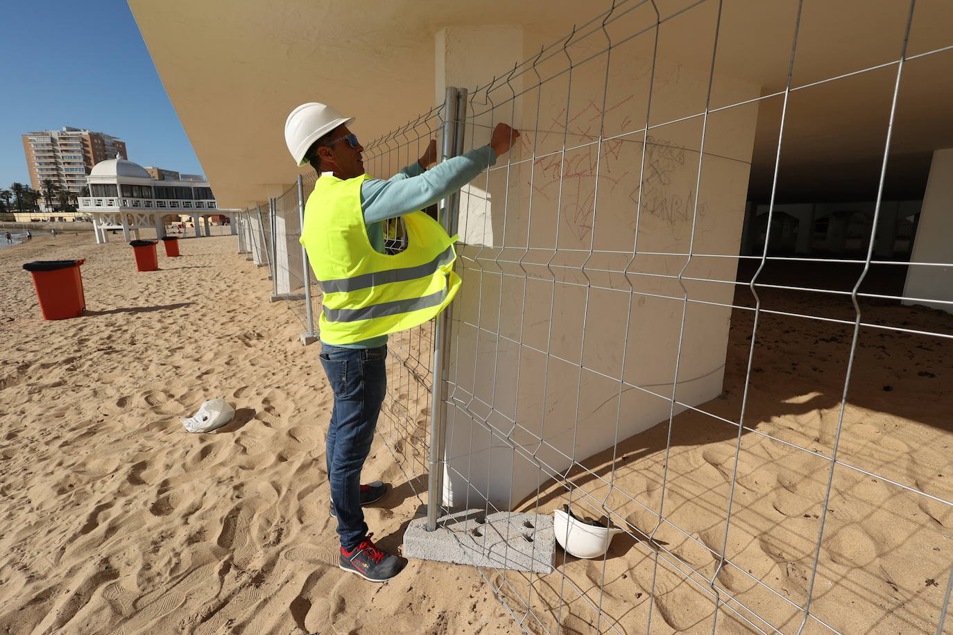 Fotos: Arrancan las obras de reparación en la sede del Centro de Arqueología Subacuática en La Caleta