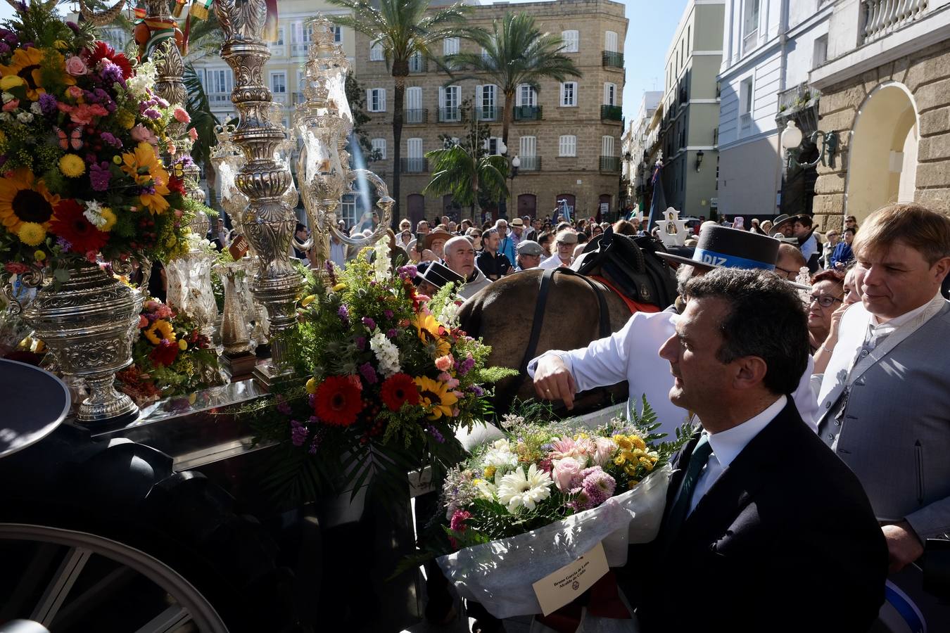 Fotos: La hermandad del Rocío de Cádiz recorre la ciudad antes de salir hacia Almonte