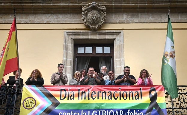 La provincia se vuelca contra la LGTBIfobia